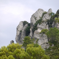 Photo de France - Le Cirque de Mourèze et le Lac du Salagou